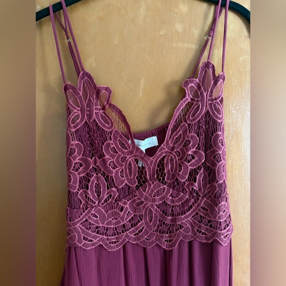 PLENTY Burgundy Midi Dress with Lace size S - Picture 3 of 4